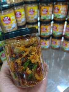 Pork crackling chili paste, traditional recipe