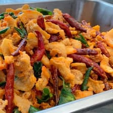 Pork crackling chili paste, traditional recipe